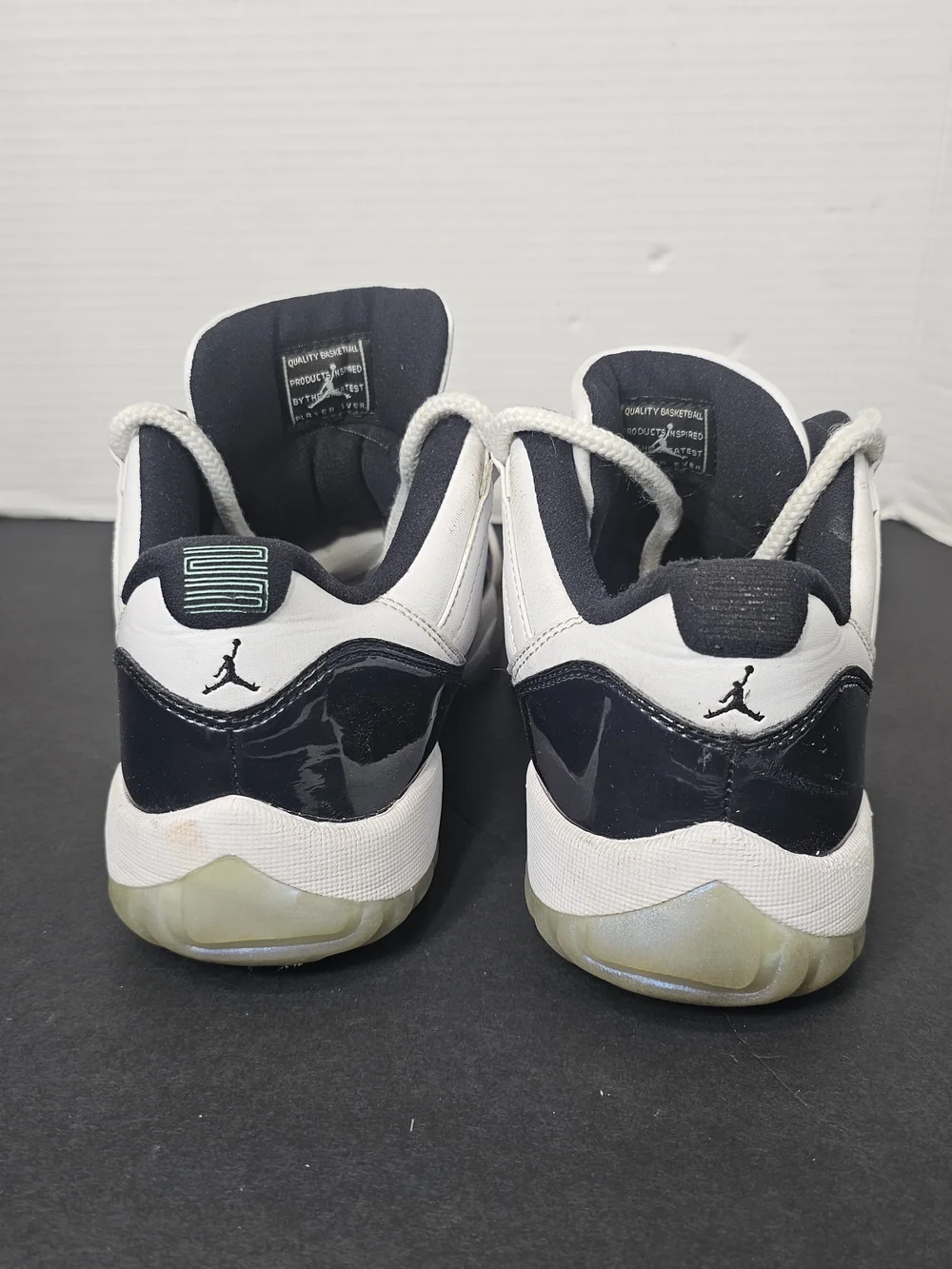 Jordan classic white